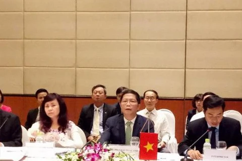 Visita de máximo dirigente partidista de Vietnam a Indonesia ofrecerá nuevo impulso a nexos comerciales