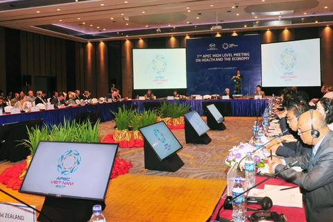 Vietnam auspicia reunión de alto nivel de salud y economía de APEC