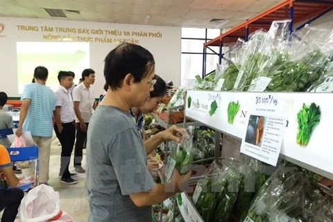 Ayudan a empresas vietnamitas en garantía de inocuidad alimentaria