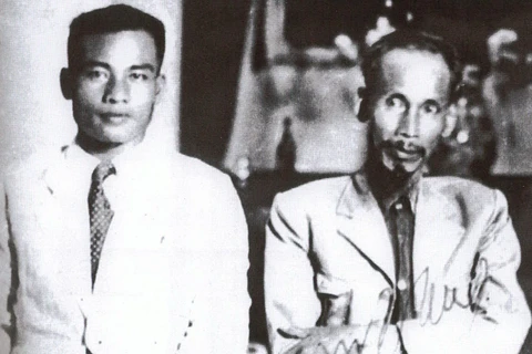 Lecciones de Presidente Ho Chi Minh: reliquia inapreciable para Frente de Laos