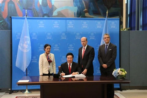 Vietnam firma Tratado sobre Prohibición de las Armas Nucleares