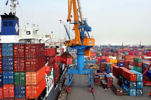Déficit comercial de Vietnam estará bajo control, afirman economistas