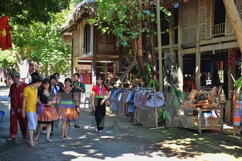 Festival ayuda a promover turismo en región noroeste de Vietnam
