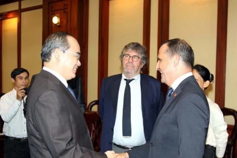 Ciudad Ho Chi Minh y Francia promueven cooperación en transporte