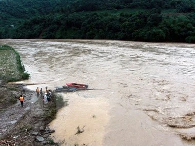 Embajada de Vietnam en Indonesia recauda fondos para víctimas de inundaciones