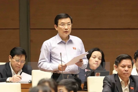 Parlamento vietnamita debate sobre desarrollo socioeconómico y planes presupuestarios estatales