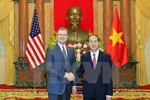 Presidente de Vietnam recibe a embajadores de Nigeria, Grecia y Estados Unidos 