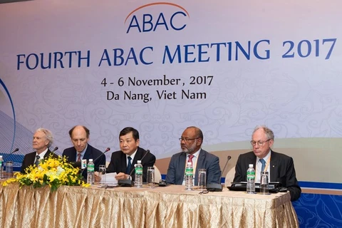 ABAC insta a líderes económicos del APEC a centrarse en reforma comercial 