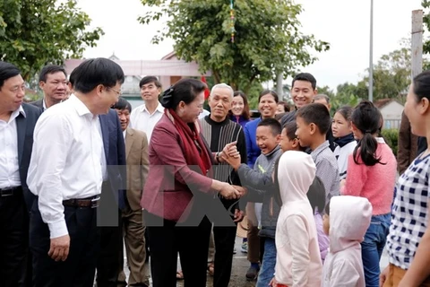 Presidenta del Parlamento vietnamita llama a impulsar modernización de zonas rurales