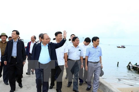  Premier vietnamita aprueba asistencia millonaria a provincias afectadsss por tifón Damrey