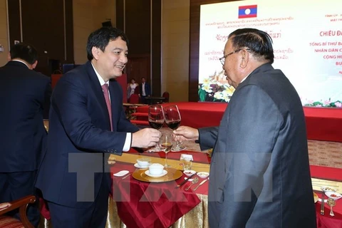 Máximo dirigente de Laos visita provincia vietnamita de Nghe An