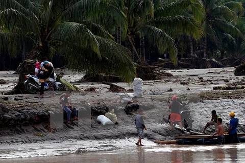 Filipinas: 240 muertos por tifón Tembin