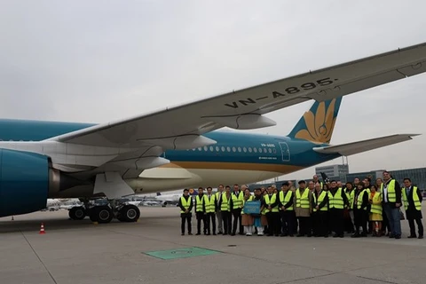 Vietnam Airlines por atraer a pasajeros de Francia y Europa 