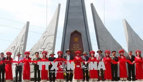 Inauguran en provincia vietnamita monumentos dedicados a mártires en Ofensiva General de 1968