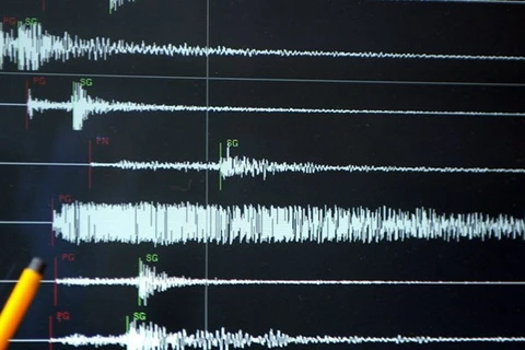 Terremoto de 5,7 grados sacude Indonesia