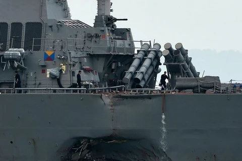 Singapur anuncia causa de colisión entre USS John S.McCain y petrolero Alnic MC 