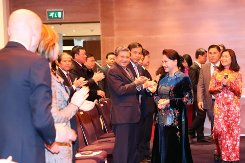 Presidenta del Parlamento de Vietnam destaca relaciones con Países Bajos 