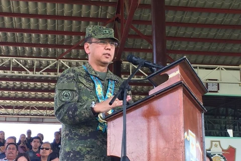 Presidente filipino designa nuevo jefe de Fuerzas Armadas 