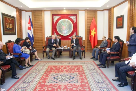 Vietnam y Cuba refuerzan cooperación en deporte