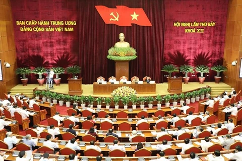Comité Central del Partido Comunista de Vietnam revisa labores de dirección del Buró Político