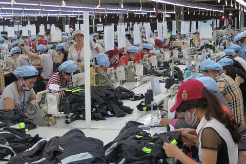 Vietnam promueve acciones comerciales e inversiones en Francia