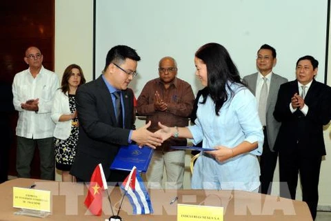 Empresas de Vietnam y Cuba firman acuerdos comerciales 