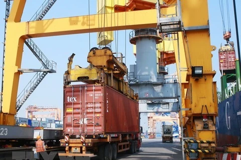 Exportaciones de Vietnam en cinco meses registran un aumento notable 