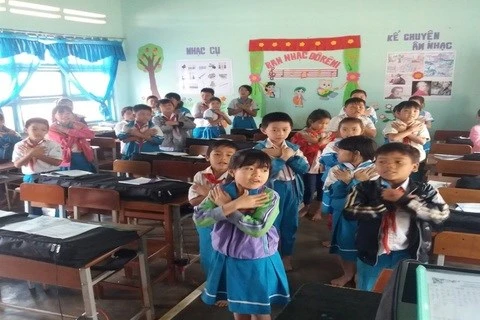 Fomentan seguridad del tráfico en zonas próximas a escuelas vietnamitas