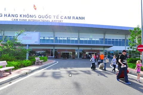 Vietnam Airlines explota nueva terminal del aeropuerto de Cam Ranh 