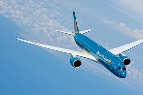 Vietnam Airlines reajusta operación de vuelos por tifón Prapiroon