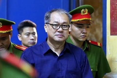 Reanudan juicio contra caso por violaciones en banco VNCB de Vietnam