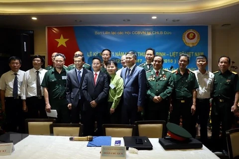 Constituyen asociación de veteranos vietnamitas en Alemania 