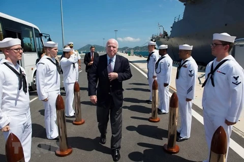 Vietnam expresa condolencias por fallecimiento de senador estadounidense John McCain 
