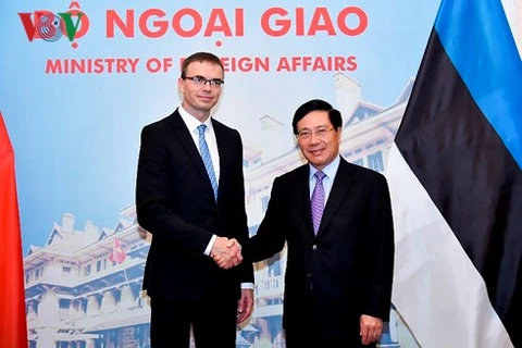Vietnam y Estonia concretan medidas para viabilizar sus nexos