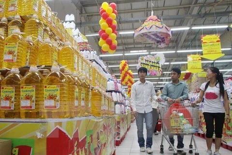 Experto vietnamita destaca necesidad de apoyar a vendedores minoristas nacionales