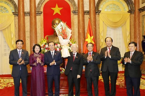 Máximo dirigente partidista y estatal de Vietnam recaba apoyo de la Oficina Presidencial 