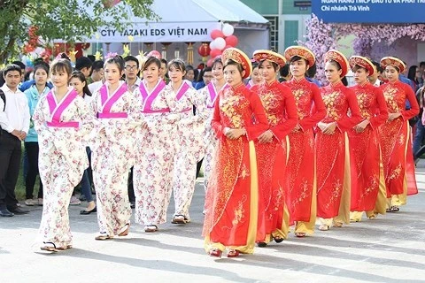 Estrechan amistad Vietnam-Japón mediante intercambio cultural 