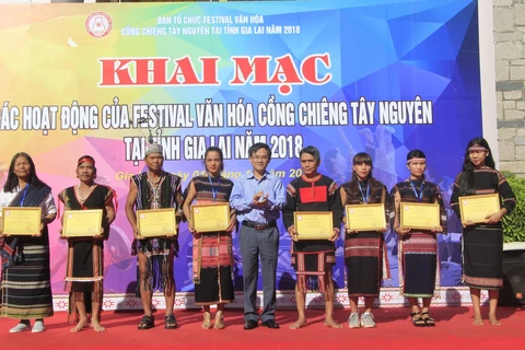 Inauguran Festival de la Cultura de Gongs de Tay Nguyen