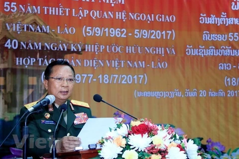 Ascendido ministro laosiano de Defensa al grado de general de ejército