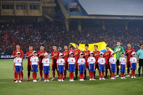 Prensa sudcoreana confía en victoria del equipo vietnamita en la final de AFF Suzuki Cup 