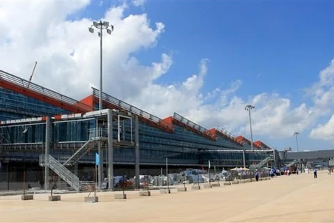 Iniciarán en Vietnam vuelos comerciales al aeropuerto internacional de Van Don 