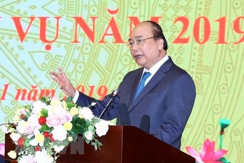 Premier vietnamita urge a impulsar tecnología de información y comunicación 