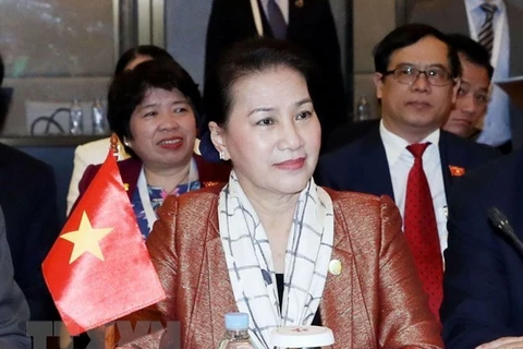 Presidenta parlamentaria de Vietnam finaliza su participación en APPF-27 en Camboya