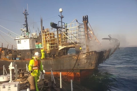 Un tripulante vietnamita muerto tras el incendio de un barco en Corea del Sur