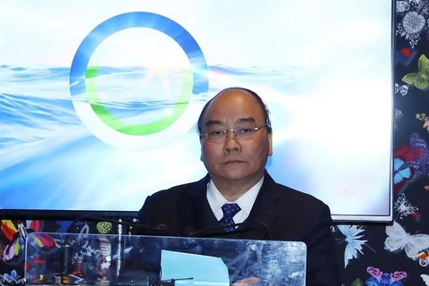 Premier vietnamita asiste a reunión anual del Foro Económico Mundial en Davos