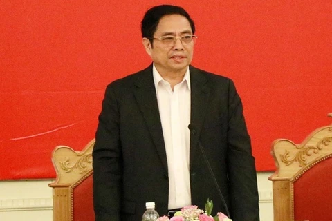 Sesiona subcomité de regulaciones del XIII Congreso del Partido Comunista de Vietnam
