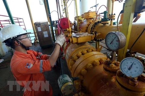 Sobrecumple PetroVietnam metas de explotación y producción en enero