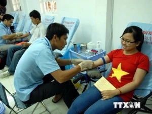 Amplían en Vietnam duración de campaña de donaciones de sangre Recorrido Rojo 2019 