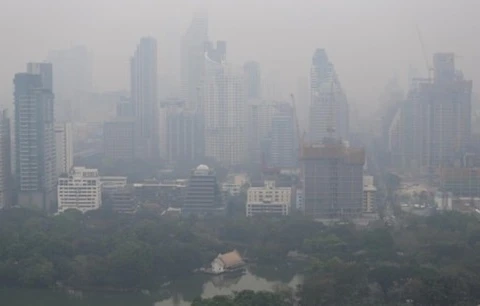 Cancelan vuelos en Tailandia por grave contaminación del aire 