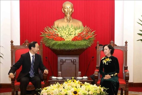 De visita en Vietnam presidente de la Fundación Soong Ching Ling